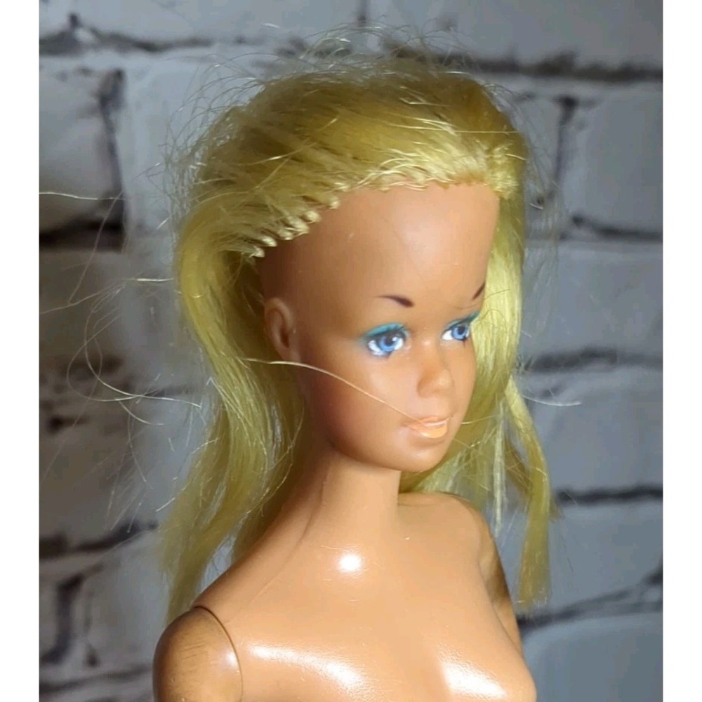 Vtg 70s Malibu Barbie Doll Twist N Turn Waist Made In Japan TLC - Picture 6 of 11
